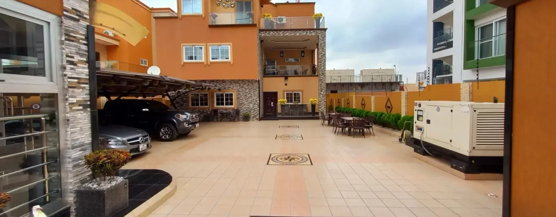 Six-Bedroom House with Seven Bathrooms and Two Boys’ Quarters for Sale in East Legon